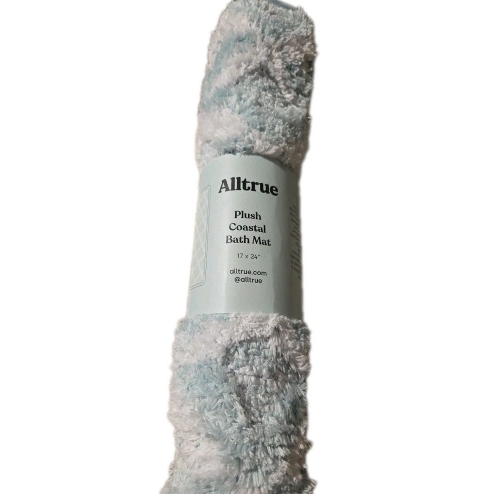 Alltrue Plush Coastal Bath Mat Sea Foam Green Quick Dry Microfiber Non Slip‎